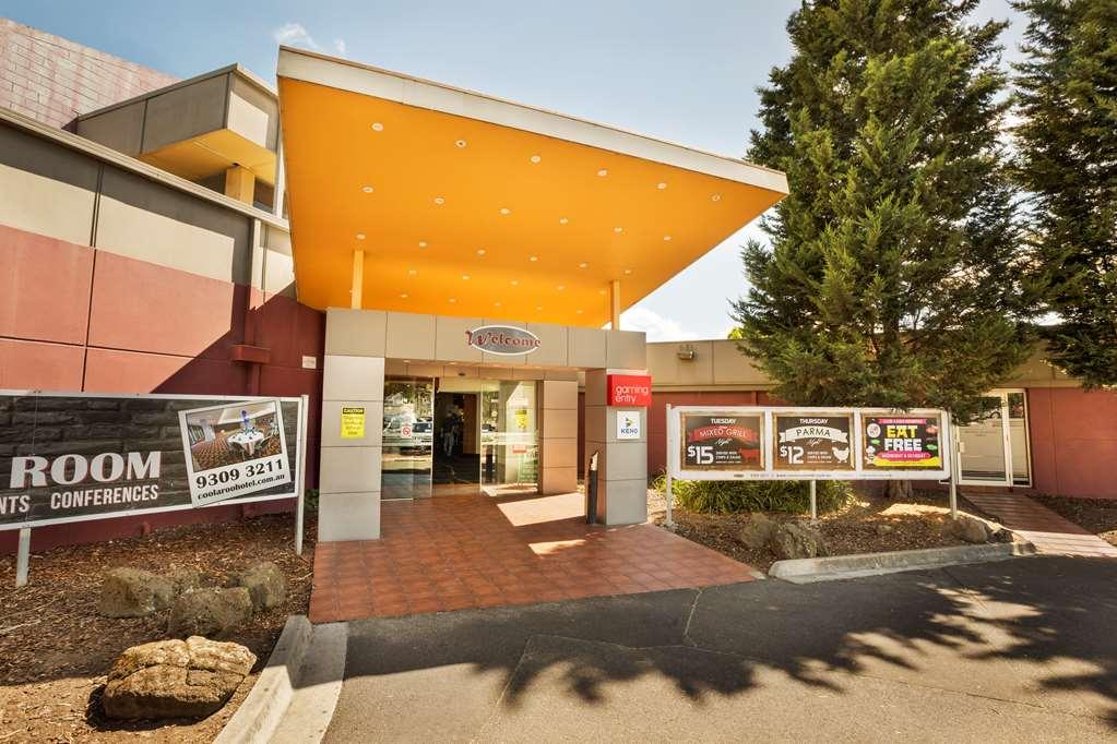 Nightcap At Coolaroo Hotel Exterior foto